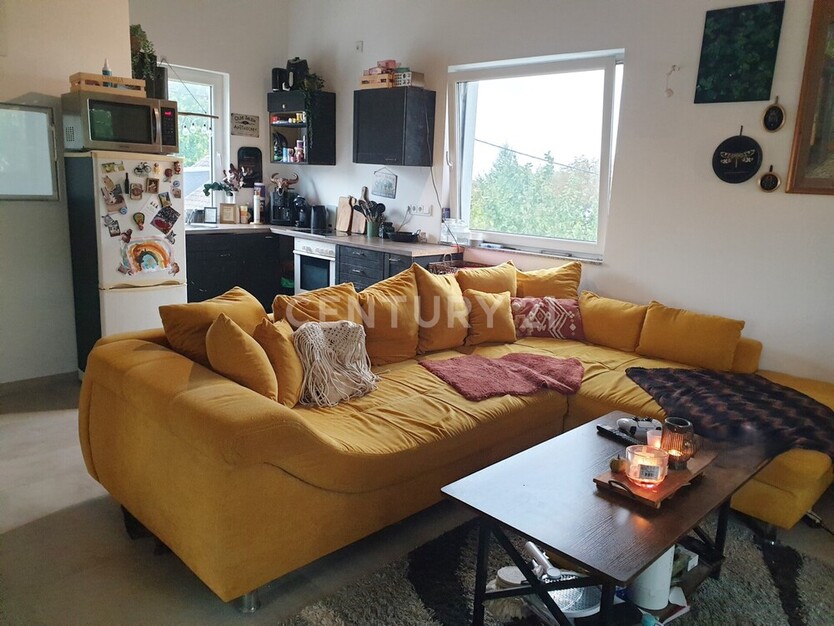 Zuhause mit Weitblick: Ruhe, Natur und Skyline-Panorama 2 zimmer