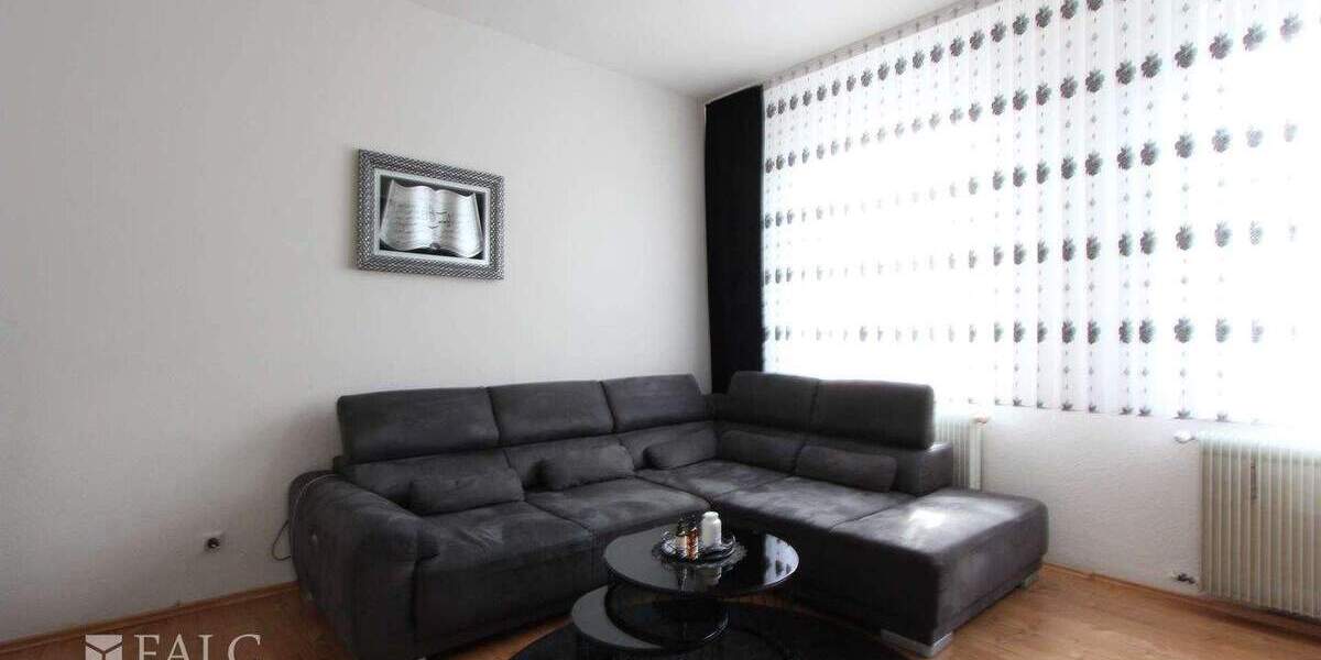 Reihenmittelhaus Oberhausen - Sterkrade Sterkrade-Mitte - 1 Zimmer, 300 m&sup2;, 369.000&euro; | Angebot:25683252