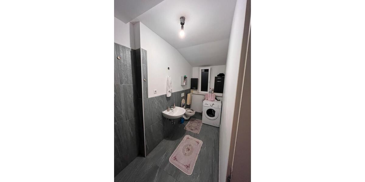 Dachgeschoßwohnung Gelsenkirchen Gelsenkirchen-Mitte - 2 Zimmer, 40 m&sup2;, 600&euro; | Angebot:26699632
