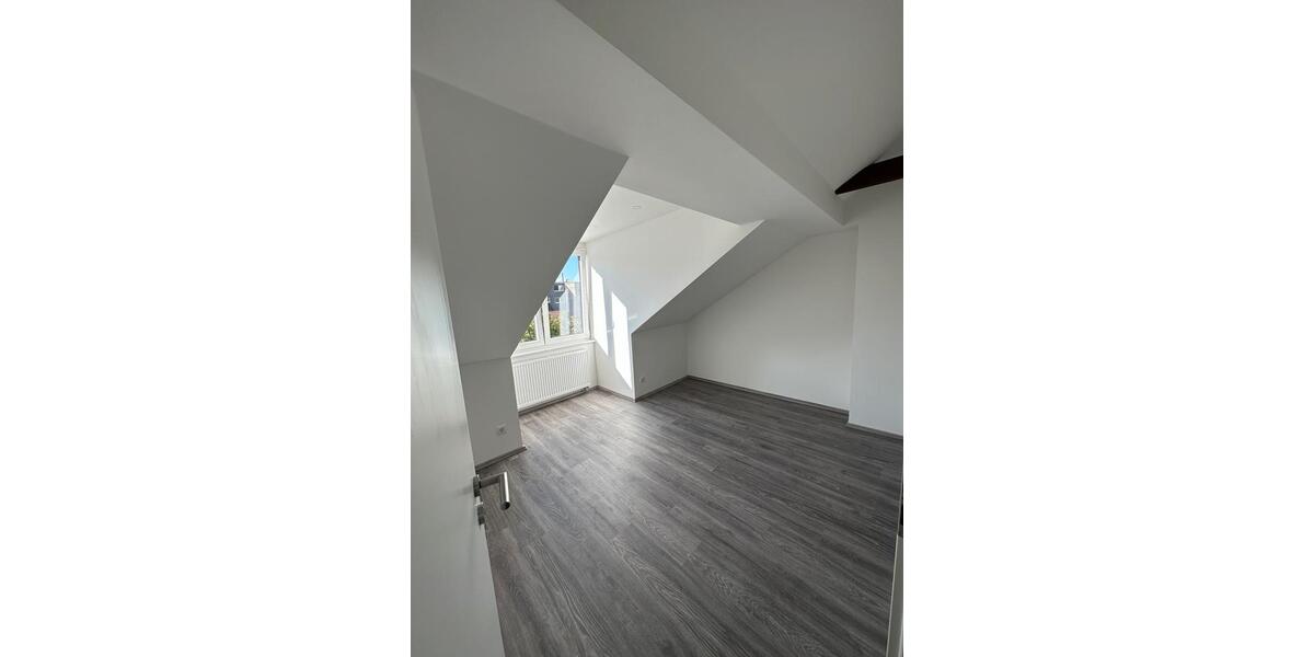 Schöne 3 Zimmer Dachgeschosswohnung in Marl zu vermieten 3 zimmer