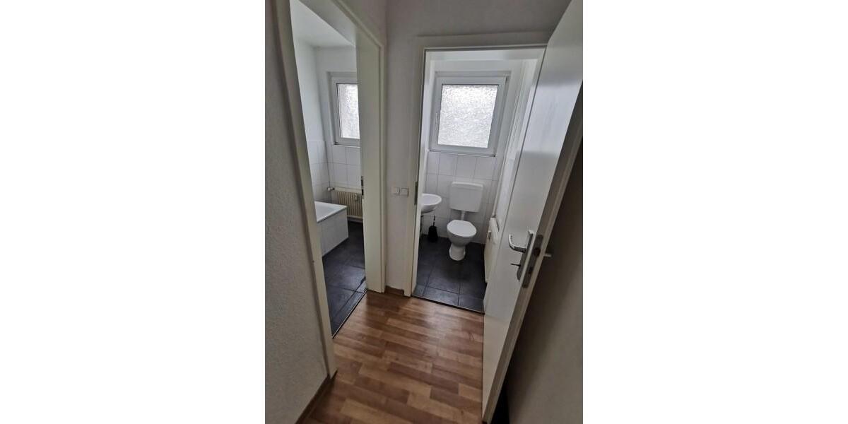 Erdgeschoßwohnung Gelsenkirchen Gelsenkirchen-West - 3.5 Zimmer, 68 m&sup2;, 619&euro; | Angebot:26685174