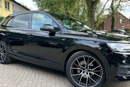 Audi Q7 140.000 km 42.999 € Duisburg 47166