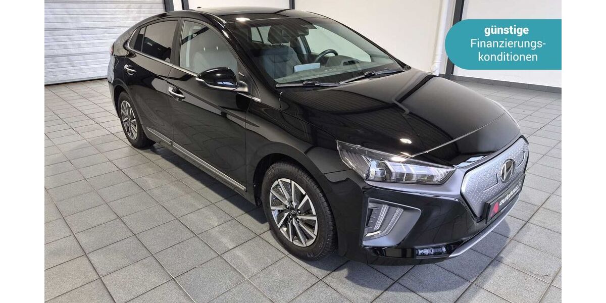 Hyundai IONIQ 39.198 km 16.490 &euro; Wuppertal 42287