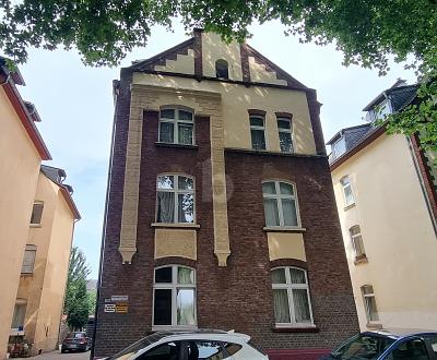 STARK SANIERUNGSBEDÜFTIGES BAUDENKMAL 24 zimmer