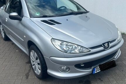 Peugeot 206 145.000 km 999 € Dortmund 44339