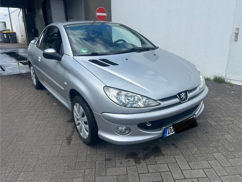 Peugeot 206 145.000 km 999 € Dortmund 44339