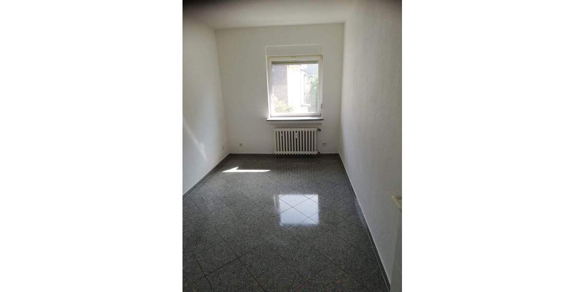 Etagenwohnung Gelsenkirchen Horst - 6 Zimmer, 120 m&sup2;, 810&euro; | Angebot:25735426