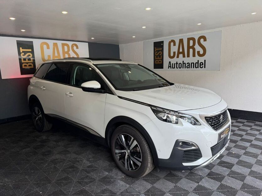 Peugeot 5008 190.000 km 15.900 € Bochum 44805