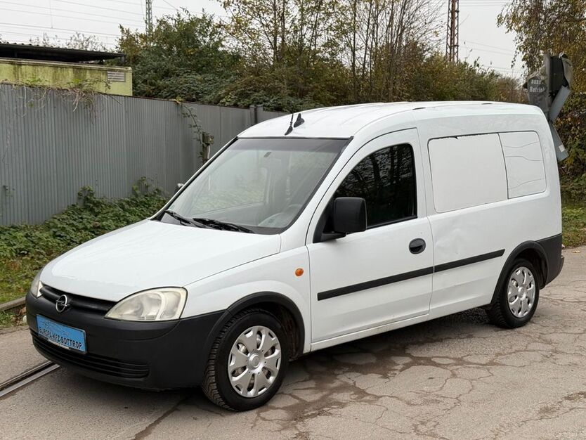 Opel Combo 210.000 km 1.999 € Bottrop 46238