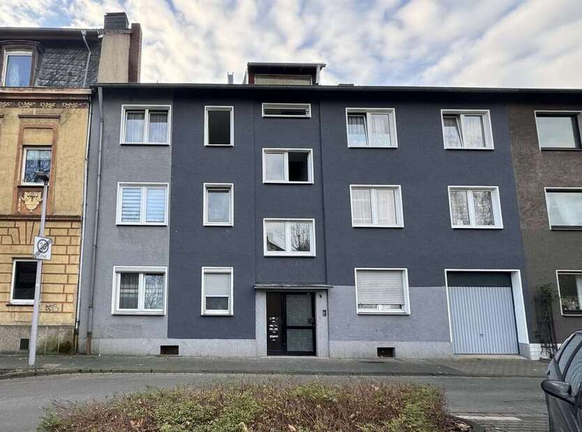 Haus zum Kaufen in Mülheim an der Ruhr 599.000 € 440 m²
