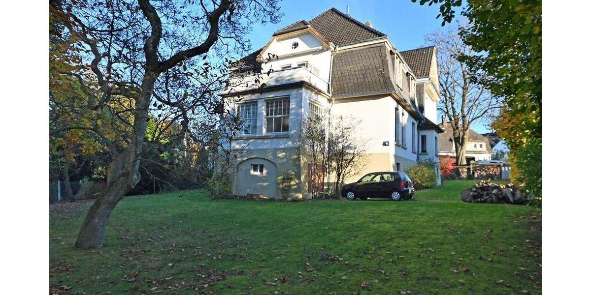 Eine echte Rarität! Historisches Pfarrhaus auf tollem Grundstück in Bochum-DahlhausenLinden 1 zimmer
