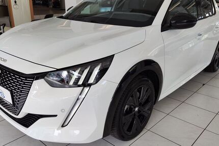 Peugeot 208 38.918 km 17.890 &euro; Essen 45307