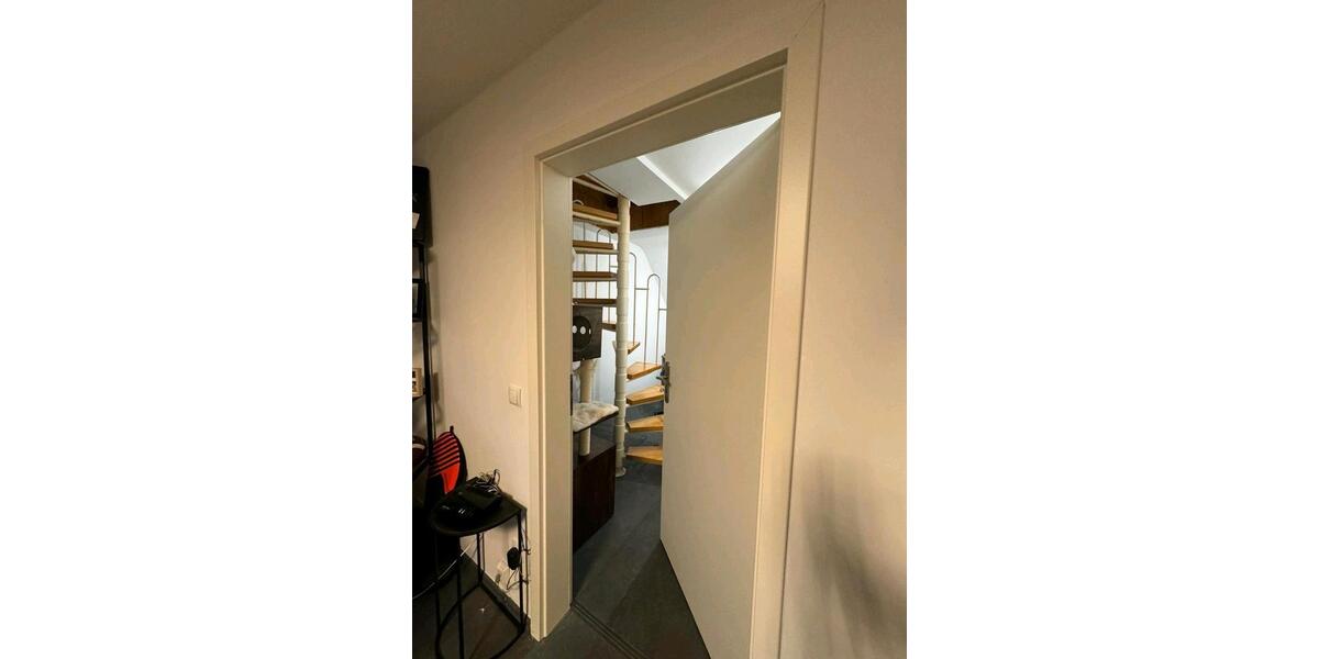 Dachgeschoßwohnung Bochum Eppendorf - 4 Zimmer, 80 m&sup2;, 173.000&euro; | Angebot:27532384
