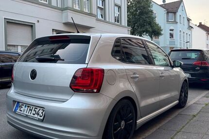 VW Polo 129.000 km 6.400 € Velbert 42553