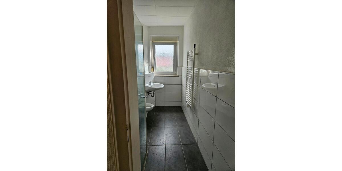 Hochparterre Hagen Hagen-Mitte - 2 Zimmer, 44 m&sup2;, 88.000&euro; | Angebot:27533975