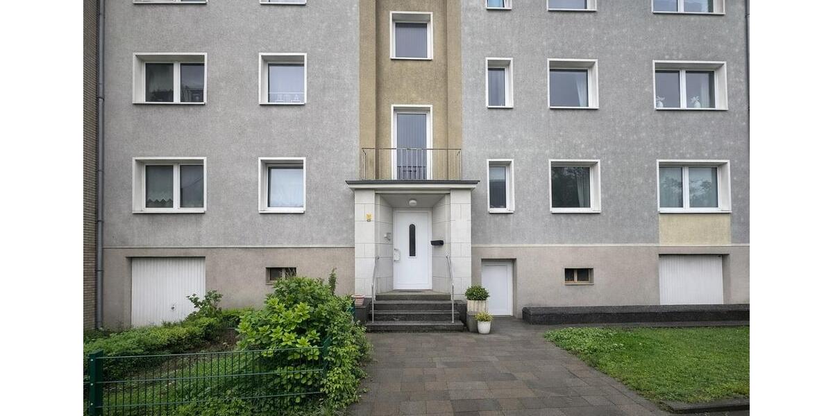 Dachgeschoßwohnung Essen Huttrop - 3 Zimmer, 70 m&sup2;, 129.000&euro; | Angebot:25175196