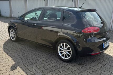 Seat Leon 65.000 km 9.950 &euro; Oberhausen 46145