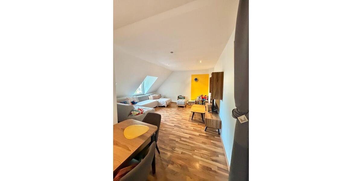 Dachgeschoßwohnung Dortmund Eving - 3 Zimmer, 76 m&sup2;, 665&euro; | Angebot:27565925
