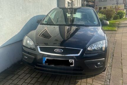 Ford Focus 110.000 km 1.400 € Essen 45257