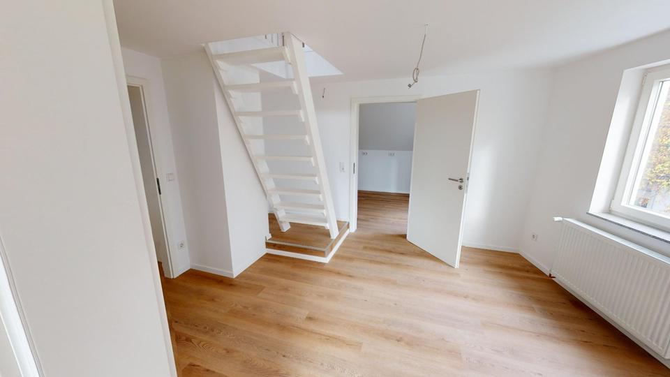 Dachgeschoßwohnung Wuppertal Gemarkung Langerfeld - 3 Zimmer, 60 m&sup2;, 600&euro; | Angebot:25751912