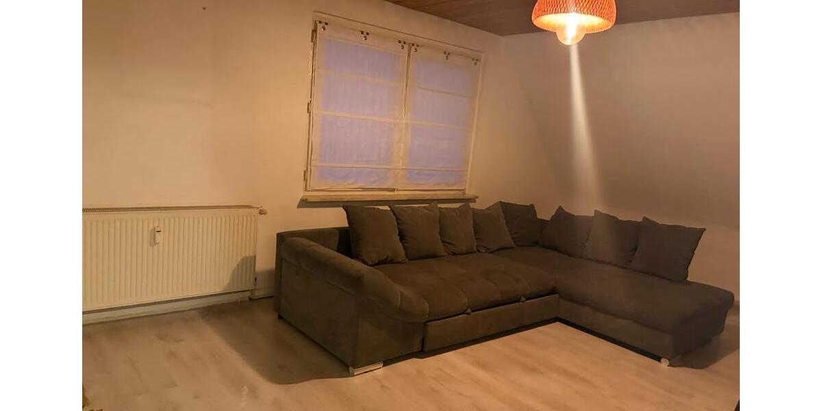 Dachgeschoßwohnung Oberhausen Schmachtendorf - 3.5 Zimmer, 57 m&sup2;, 750&euro; | Angebot:25420308