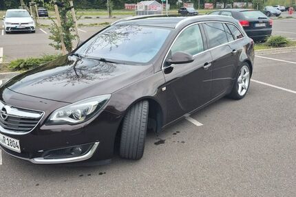 Opel Insignia 172.000 km 6.300 &euro; Bochum 44866
