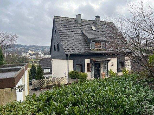 Einfamilienhaus Gevelsberg - 6 Zimmer, 125 m&sup2;, 900&euro; | Angebot:24992464