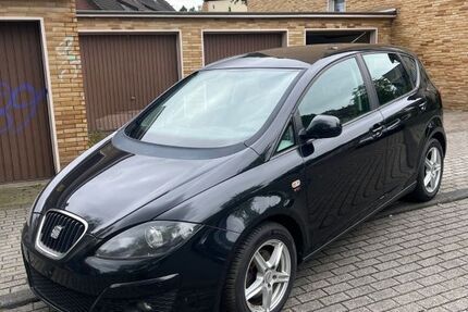 Seat Altea 256.000 km 2.990 &euro; Essen 45355