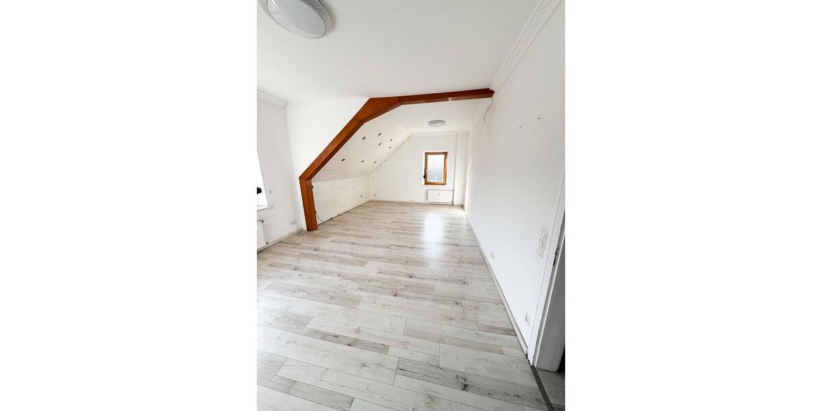 Dachgeschoßwohnung Recklinghausen König Ludwig - 3 Zimmer, 90 m&sup2;, 750&euro; | Angebot:25782639