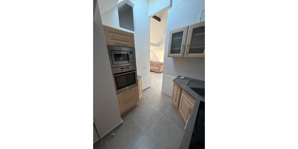 Erstbezug: 3-Zi-DG-Whg | ca. 80 qm | möbliert 3 zimmer