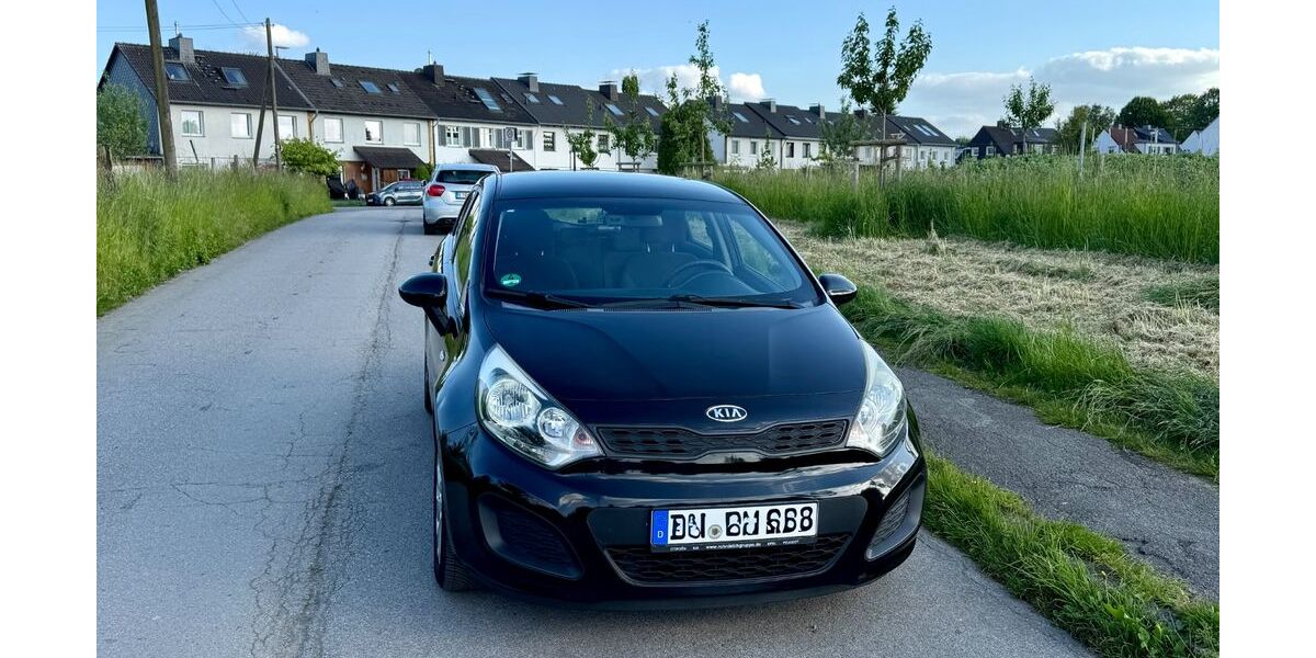 Kia Rio 157.725 km 4.800 &euro; Mülheim an der Ruhr 45472