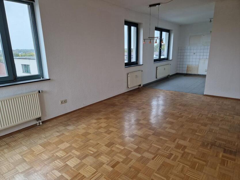 Mitten im Zentrum - toll geschnittene 2-Zimmer-Wohnung zimmer