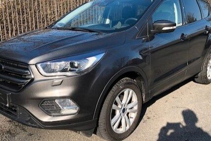 Ford Kuga 108.000 km 8.750 &euro; Hagen 58135