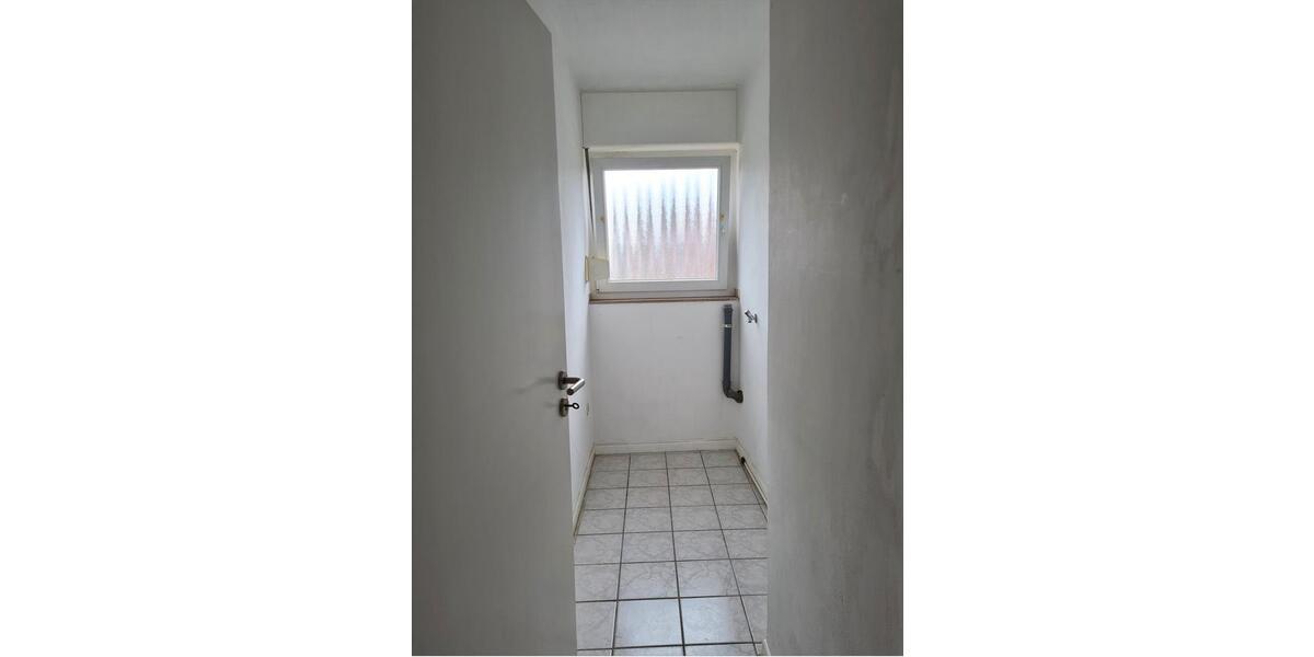 Etagenwohnung Lünen Brambauer - 3 Zimmer, 94 m&sup2;, 900&euro; | Angebot:25793376