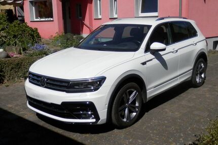 VW Tiguan 45.500 km 28.500 &euro; Essen 45279