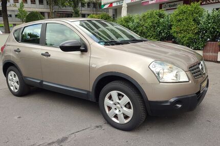 Nissan Qashqai 178.000 km 4.990 € Essen 45138