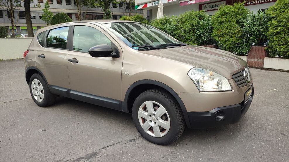 Nissan Qashqai 178.000 km 4.990 € Essen 45138