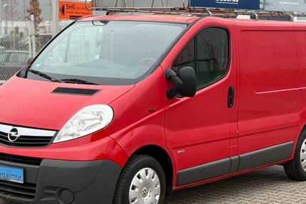 Opel Vivaro 80.000 km 4.999 &euro; Bottrop 46238