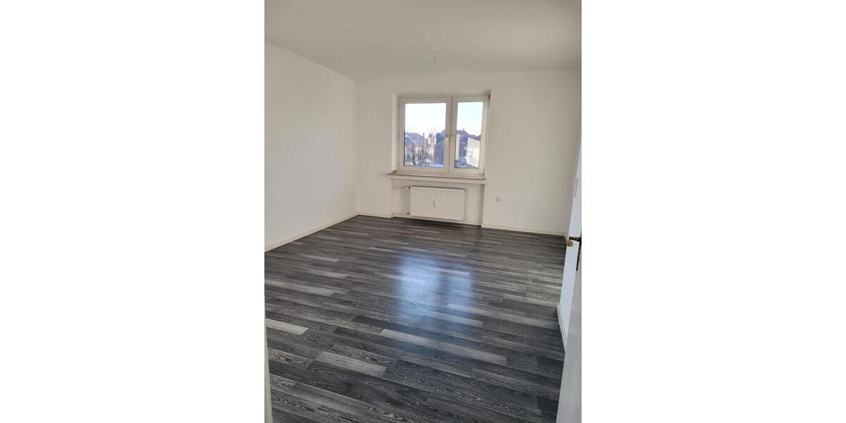 Etagenwohnung Recklinghausen König Ludwig - 2 Zimmer, 68 m&sup2;, 460&euro; | Angebot:25782651