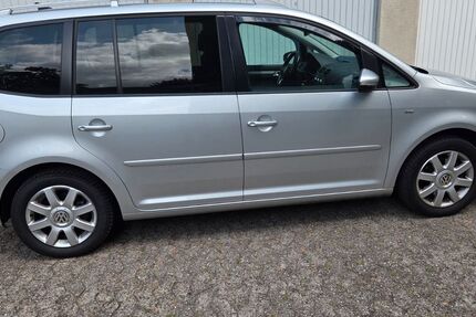 VW Touran 133.003 km 10.250 &euro; Recklinghausen 45665