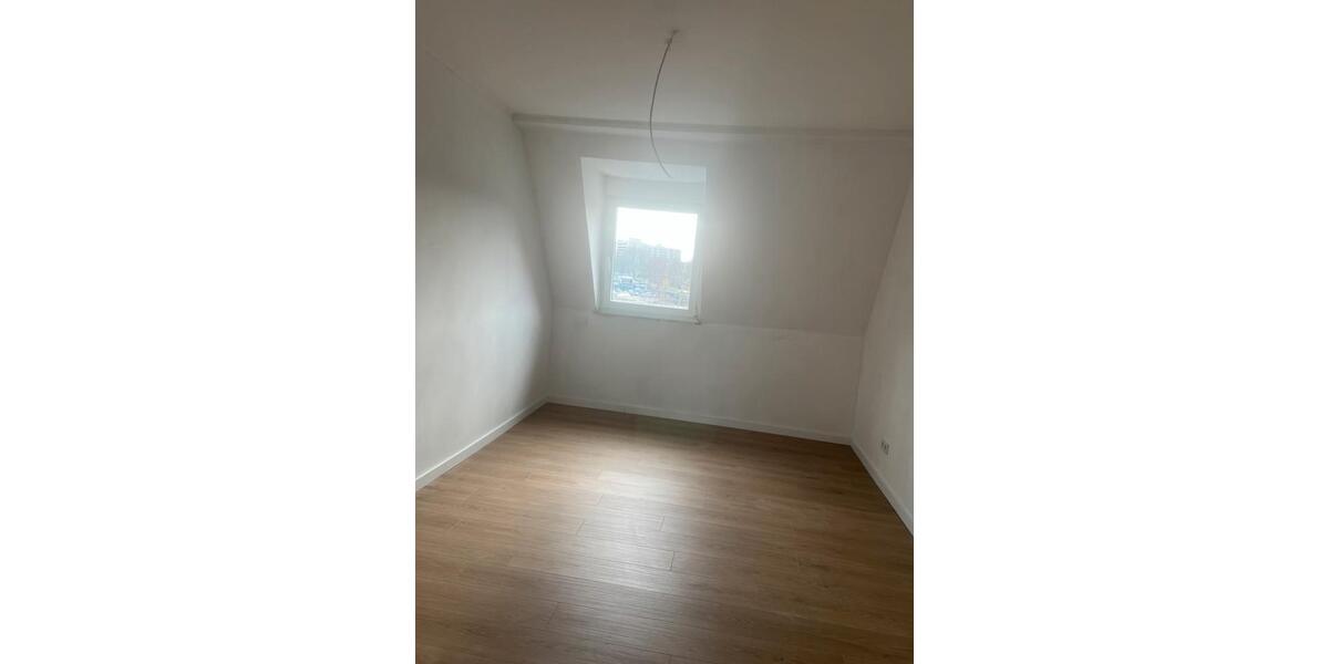 Etagenwohnung Dortmund Innenstadt Nord - 3 Zimmer, 84 m&sup2;, 785&euro; | Angebot:25324915