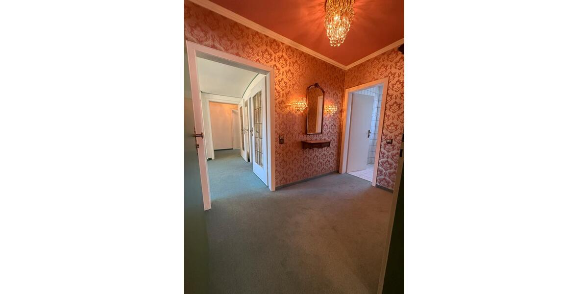 Einfamilienhaus Gladbeck - 7 Zimmer, 185 m&sup2;, 2.600&euro; | Angebot:26397453
