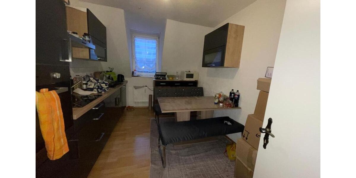Dachgeschoßwohnung Gelsenkirchen Ückendorf - 3 Zimmer, 96 m&sup2;, 1.040&euro; | Angebot:26579745