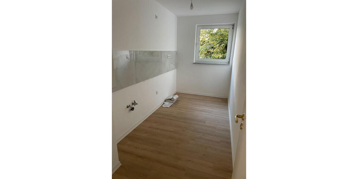 Etagenwohnung Wuppertal Gemarkung Barmen - 3 Zimmer, 77 m&sup2;, 750&euro; | Angebot:25822590