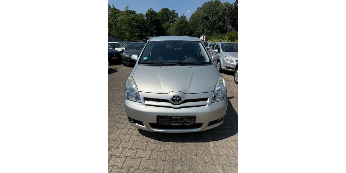 Toyota Corolla Verso 170.345 km 3.550 &euro; Essen 45356