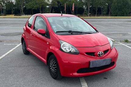 Toyota Aygo (X) 165.000 km 2.199 &euro; Dortmund 44147