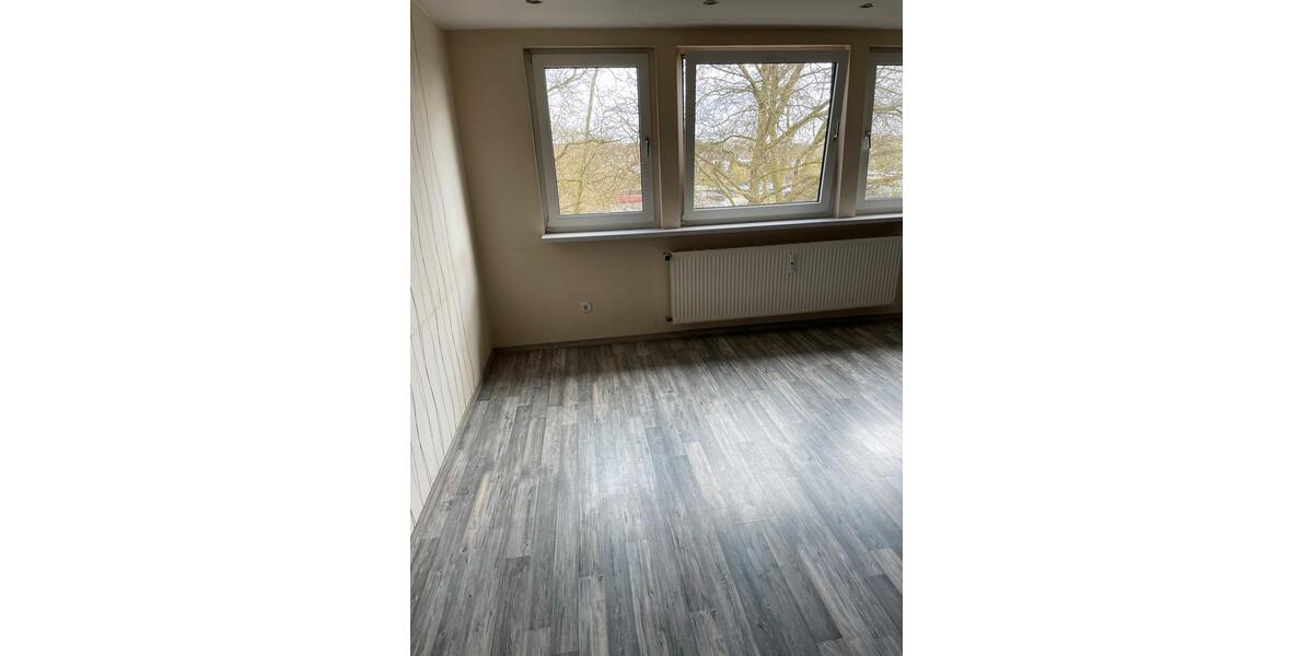 Dachgeschoßwohnung Bochum Bochum-Südwest - 4 Zimmer, 70 m&sup2;, 725&euro; | Angebot:26652574