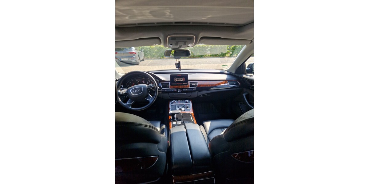 Audi A8 244.000 km 16.500 € Dortmund 44135