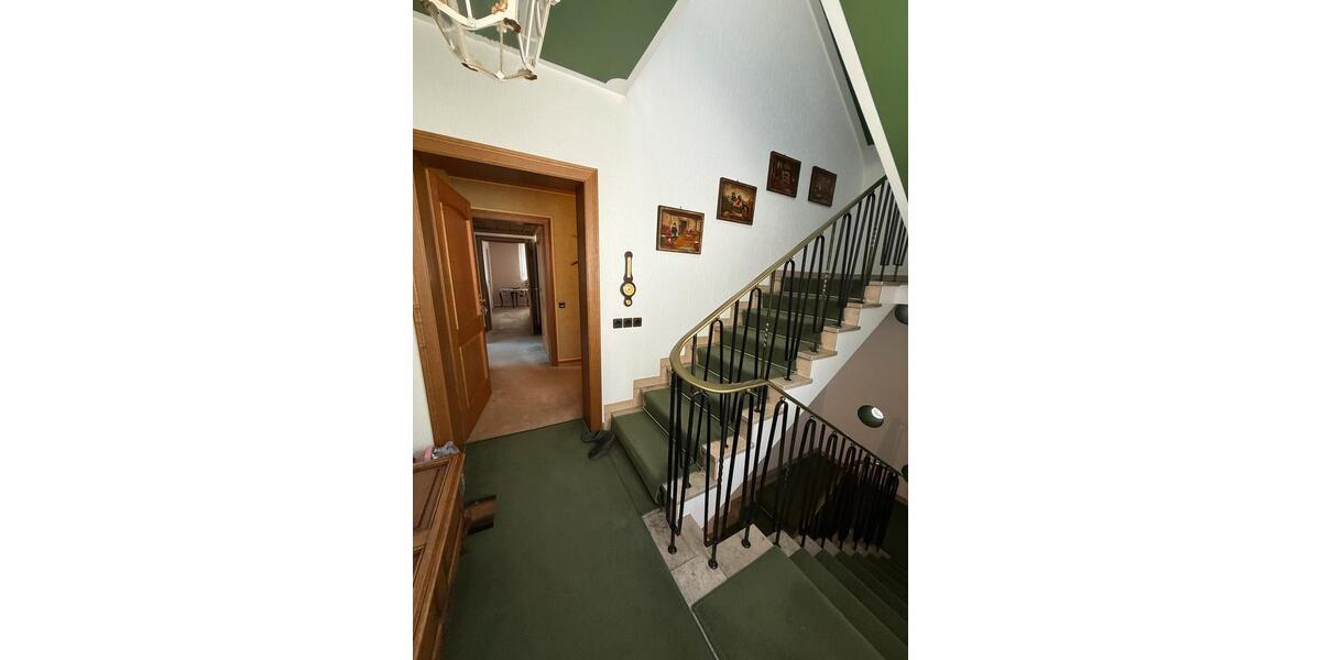Einfamilienhaus Gladbeck - 7 Zimmer, 185 m&sup2;, 2.600&euro; | Angebot:26397453