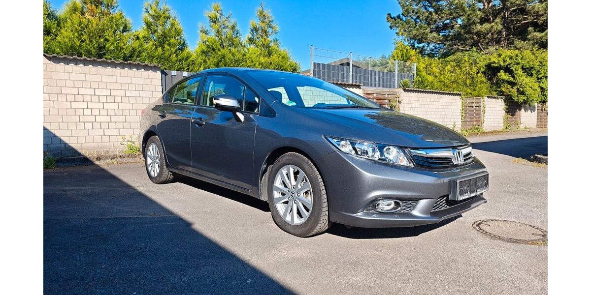Honda Civic 87.000 km 9.300 &euro; Gladbeck 45966